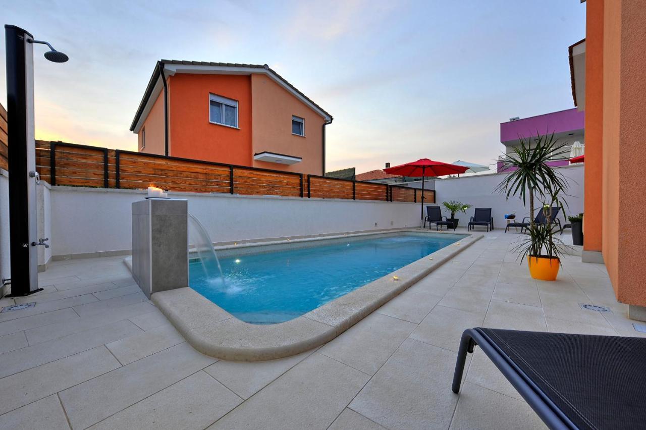 Villa With Private Pool In Village Jadreski Πούλα Εξωτερικό φωτογραφία